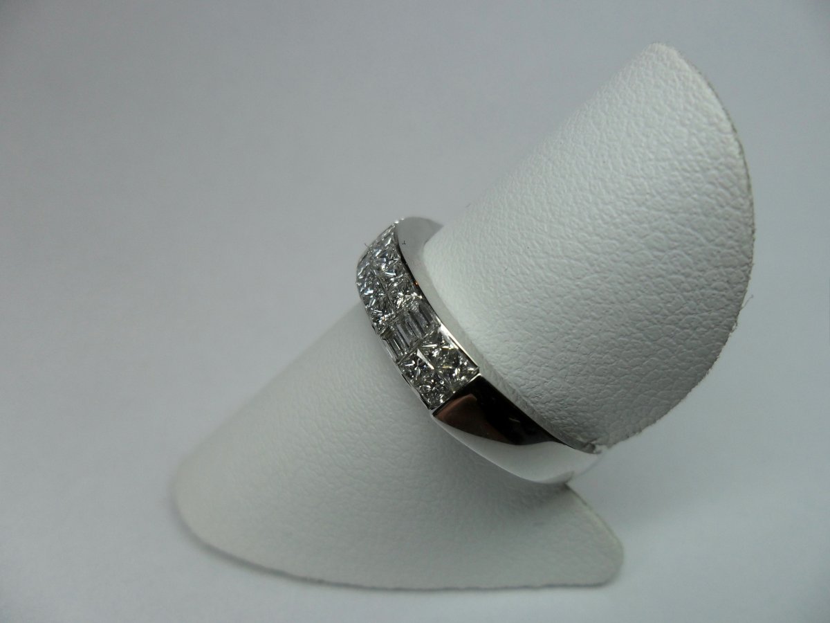 White Gold Rail Ring Invisible Setting with Baquette and Princess